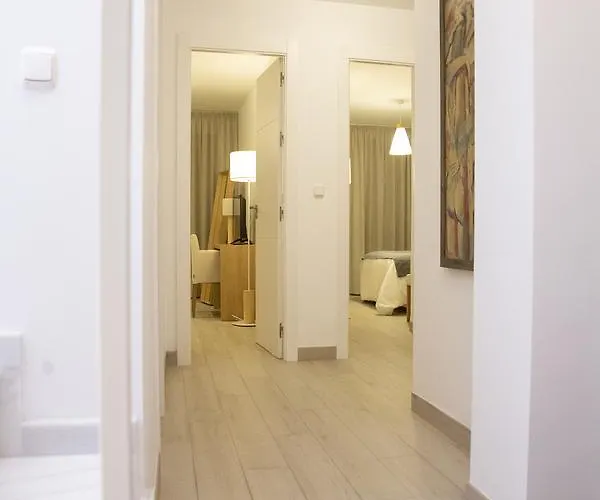 招待所 La Roka 3*